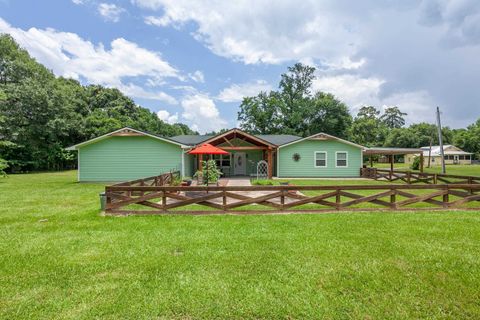 A home in Vidor