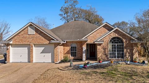 Property photo of 106 Mockingbird Lane, Bridge City, TX 77611