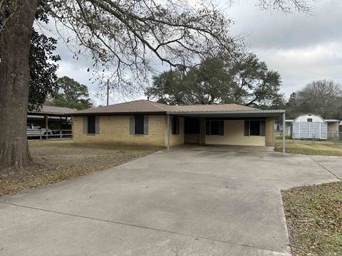Photo of 4250 Bellview, Vidor, TX 77662 (MLS # 265106)