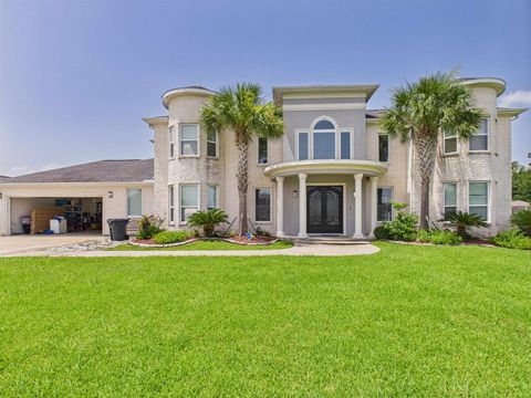 Photo of 628 Continental Dr, Bridge City, TX 77611 (MLS # 265825)