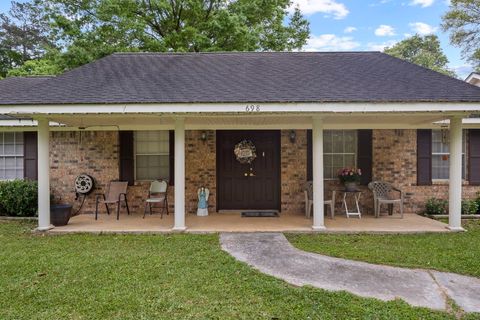 Photo of 698 E Wildwood Drive, Kountze, TX 77625 (MLS # 266390)