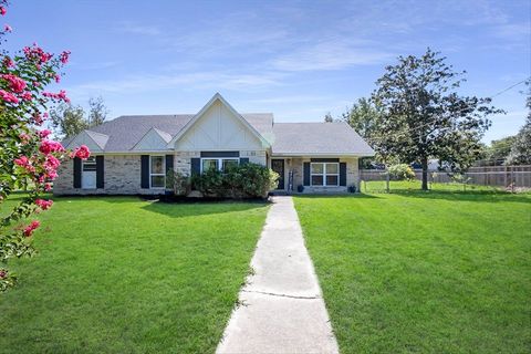 Photo of 545 Elm, Sour Lake, TX 77659 (MLS # 265987)