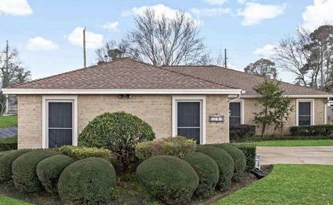 Photo of 6705 Marshall Place, Beaumont, TX 77706 (MLS # 265632)
