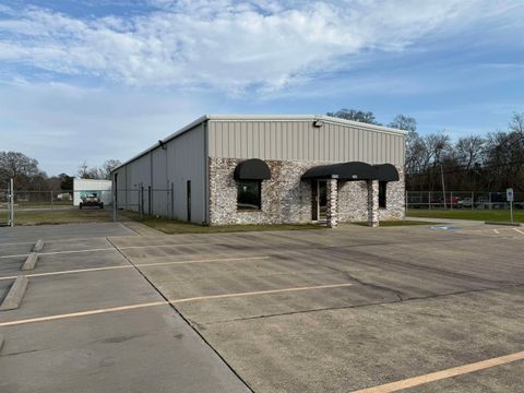 Photo of 1255 Lindbergh Dr BLDG 200, Beaumont, TX 77707 (MLS # 256020)