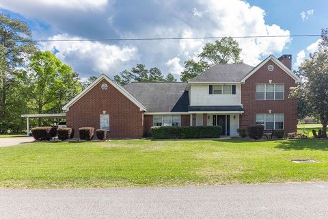 Photo of 108 White Oak, Village Mills, TX 77663 (MLS # 266398)