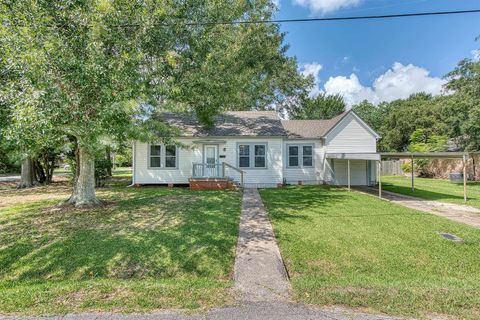 Property photo of 503 N 13th, Nederland, TX 77627