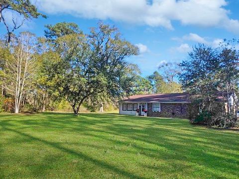 A home in Lumberton