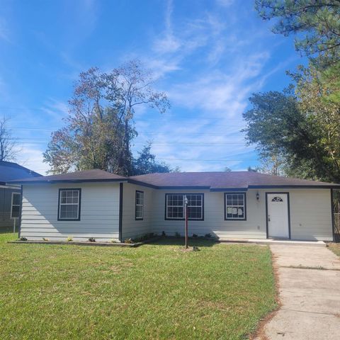 Property photo of 3325 Lincoln Drive, Orange, TX 77630