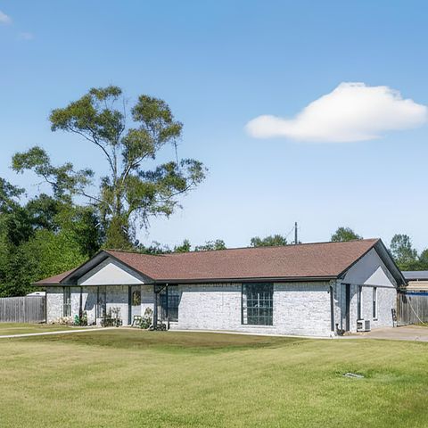 Property photo of 355 County Road 761, Buna, TX 77612
