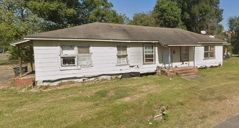 Photo of 696 Irby, Beaumont, TX 77705 (MLS # 268427)