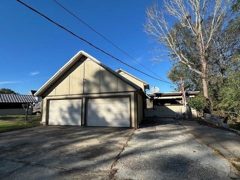 Photo of 3571 Carpenter Cir, Orange, TX 77630 (MLS # 264122)