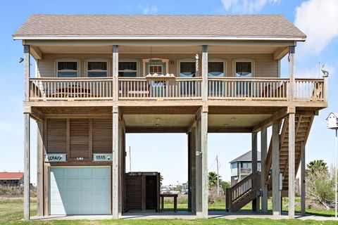 Photo of 1515 Galveston, Port Bolivar, TX 77650 (MLS # 266169)