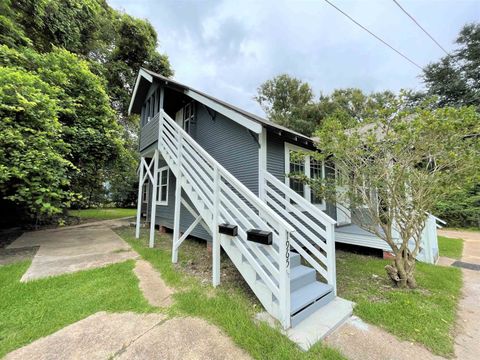 Photo of 1965 1/2 Kingsley, Beaumont, TX 77705 (MLS # 263503)