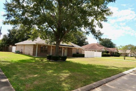 A home in Bridge City