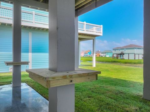 A home in Crystal Beach