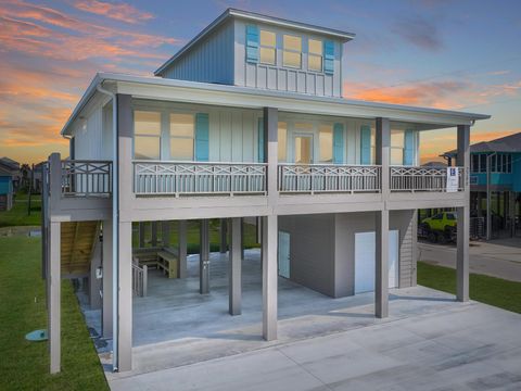 A home in Crystal Beach