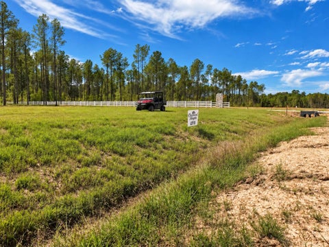 Photo of 4660 Heights Drive, Lumberton, TX 77657 (MLS # 271662)