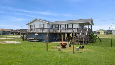 A home in Port Bolivar