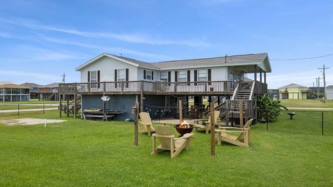 A home in Port Bolivar