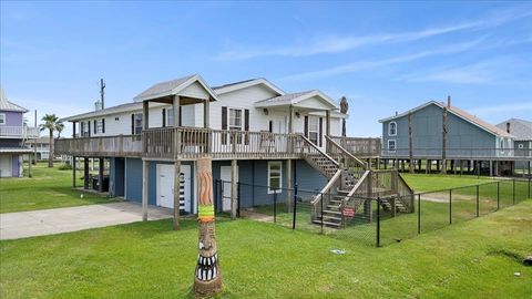 A home in Port Bolivar