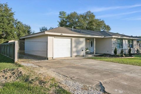 A home in Bridge City