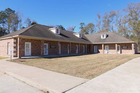 Photo of 1301 Mlk, Orange, TX 77630 (MLS # 261203)