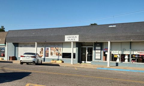 Photo of 4300 Lincoln Ave, Groves, TX 77619 (MLS # 262331)