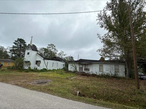 Photo of 425 S 12th Street, Silsbee, TX 77656 (MLS # 263714)