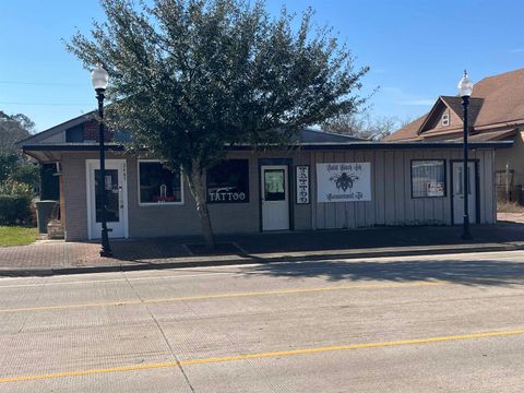 Photo of 2485 Calder, Beaumont, TX 77702 (MLS # 256524)