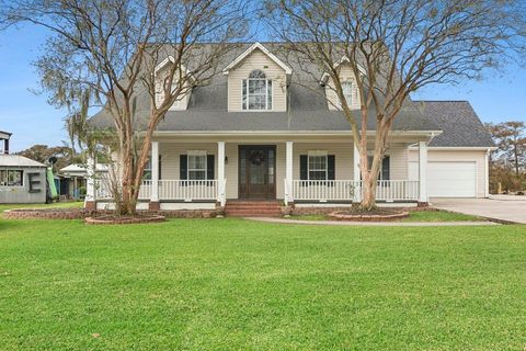 A home in Bridge City