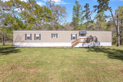 Photo of 160 Rolling Hills, Lumberton, TX 77657 (MLS # 265939)
