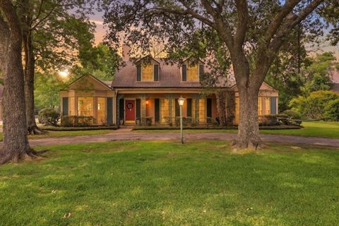 Property photo of 120 N Caldwood, Beaumont, TX 77707