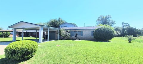 Photo of 4491 Cadillac Ln, Beaumont, TX 77705 (MLS # 266520)