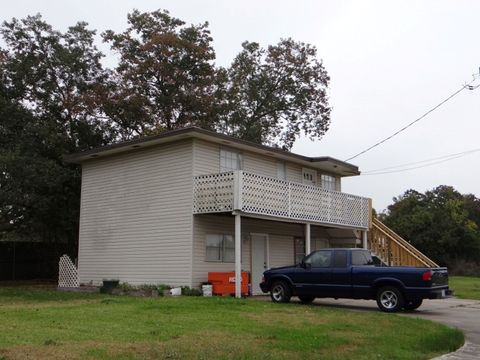 Photo of 531 S 28th St Unit B, Nederland, TX 77627 (MLS # 267544)