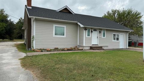 Photo of 2125 Jefferson Dr., Port Arthur, TX 77642 (MLS # 263251)