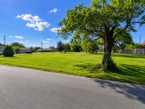 Photo of 000 14th Street, Port Arthur, TX 77640 (MLS # 270363)