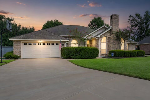 Photo of 6490 Wellington Place, Beaumont, TX 77706 (MLS # 271500)
