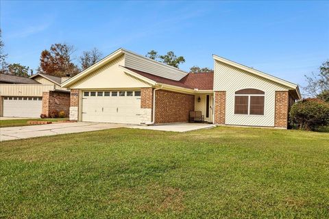 Photo of 4220 Briarhill, Orange, TX 77632 (MLS # 263680)