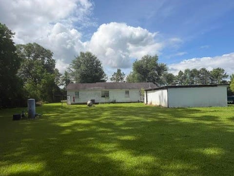 Property photo of 550 W Circle, Vidor, TX 77662