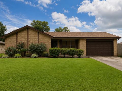Photo of 5845 Meadowview Rd, Beaumont, TX 77708 (MLS # 268217)