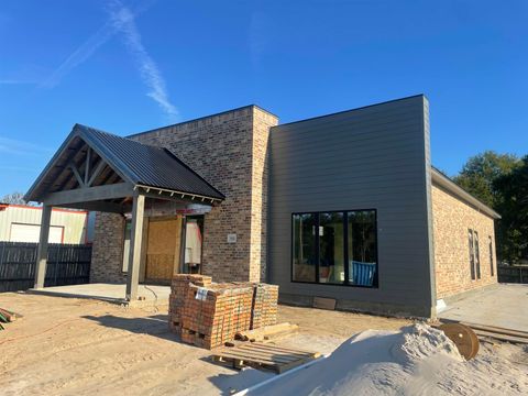 Photo of 521 Hwy 87, Orange, TX 77630 (MLS # 256056)