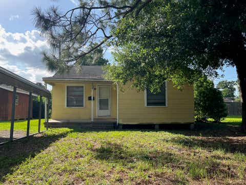 Property photo of 716 Hardy Avenue, Nederland, TX 77627