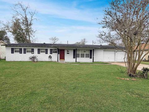 Photo of 1475 Rikisha Ln, Beaumont, TX 77706 (MLS # 264796)