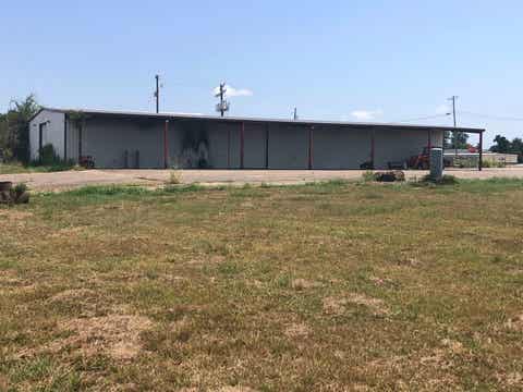 Photo of 3016 Twin City Hwy, Nederland, TX 77627 (MLS # 270433)