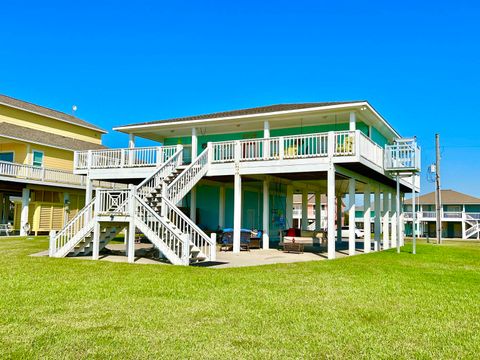 Photo of 3174 Sea Castle, Crystal Beach, TX 77650 (MLS # 262279)