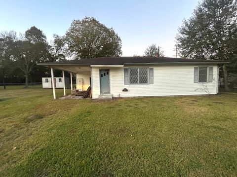 Photo of 3812 Cochran, Orange, TX 77630 (MLS # 263587)