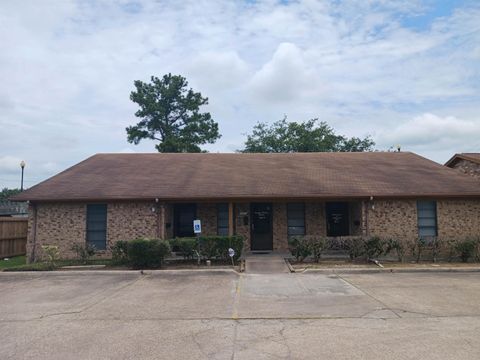 Photo of 277 18th Street Unit 3, Beaumont, TX 77707 (MLS # 263407)