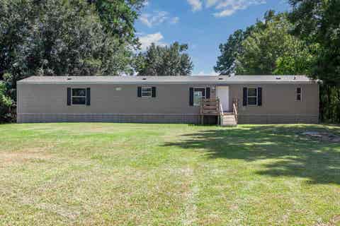 Photo of 340 Welborn, Vidor, TX 77662 (MLS # 270427)
