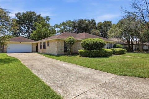 Photo of 6925 Glen Willow, Beaumont, TX 77706 (MLS # 270590)