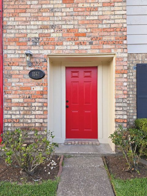 Photo of 1141 Park Meadow, Beaumont, TX 77706 (MLS # 269423)